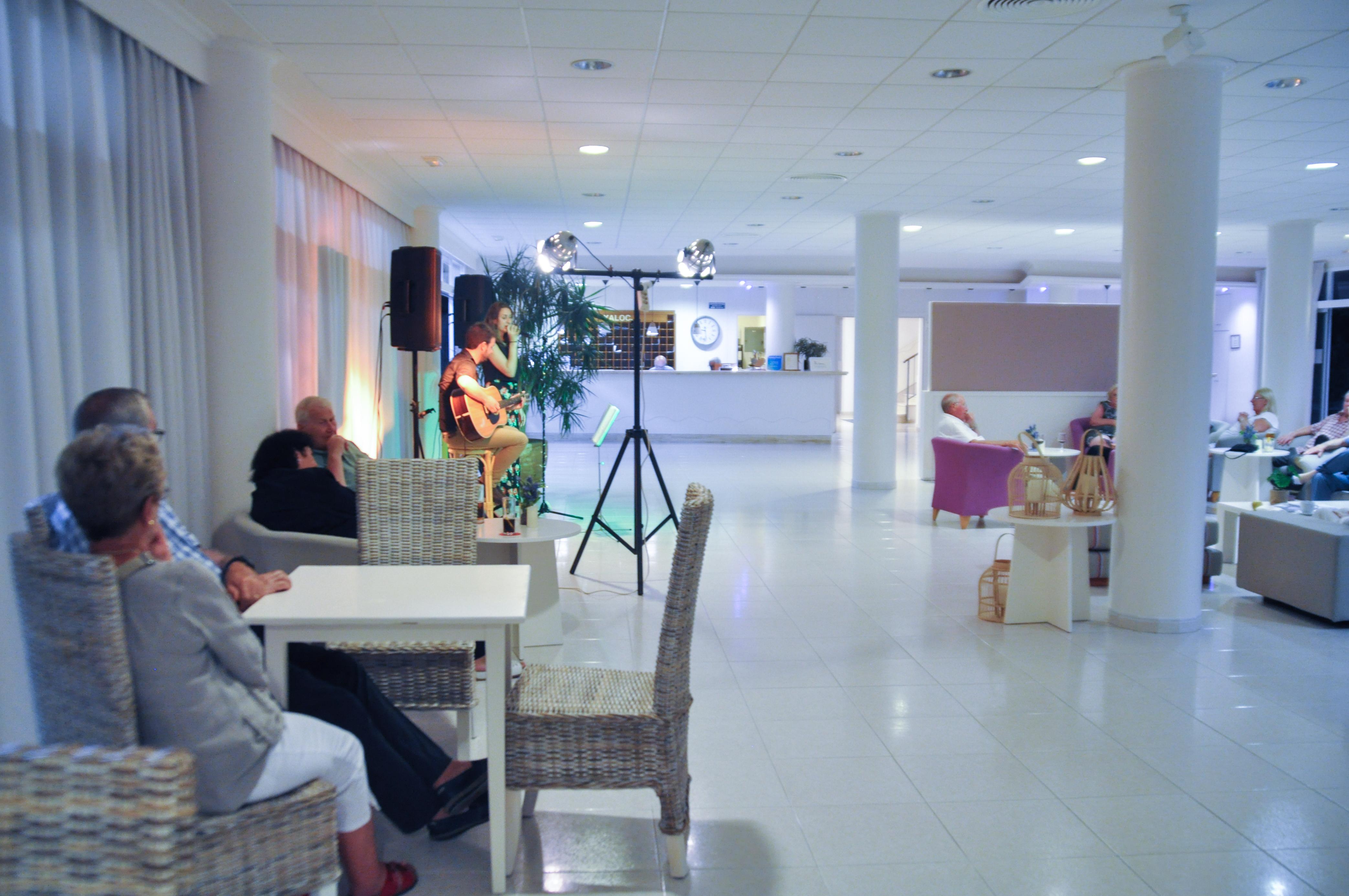 Hotel Xaloc Playa Punta Prima  Bagian luar foto